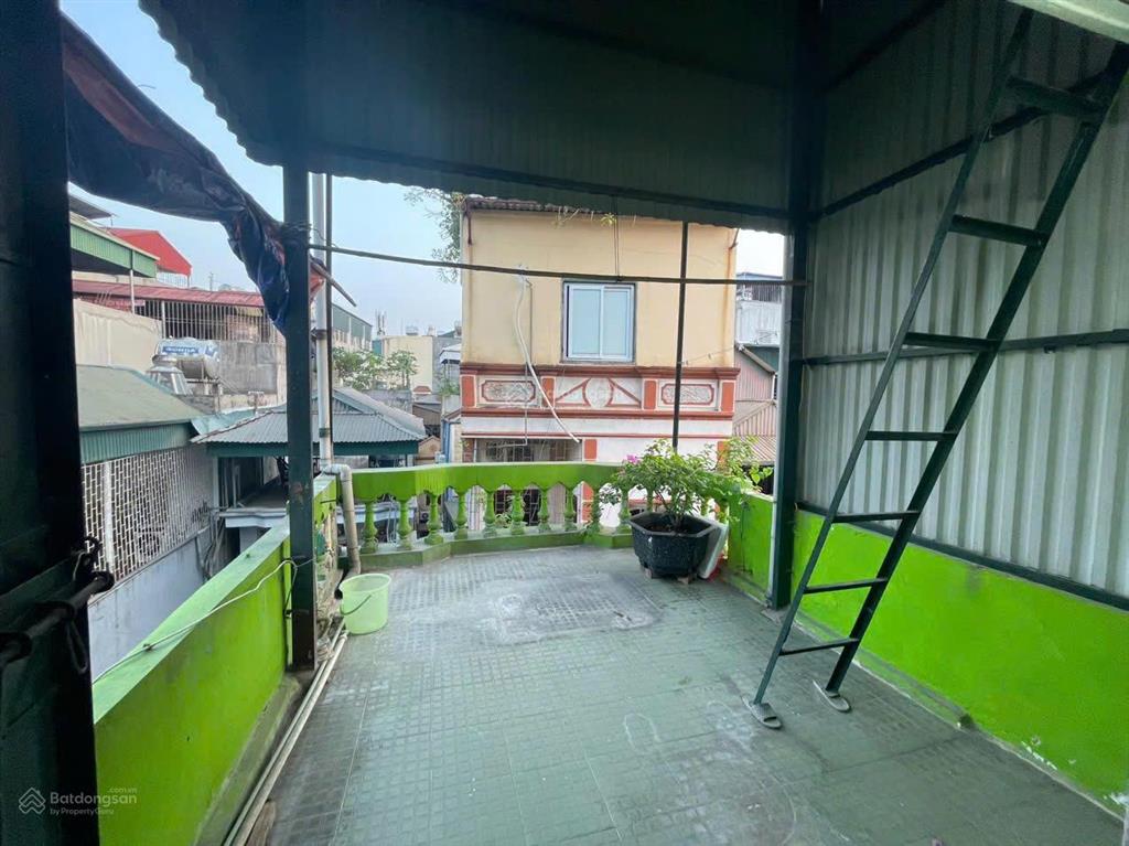 Nhà riêng ngõ phố minh khai, mai động, dt 30m2 x 4t, giá 10tr