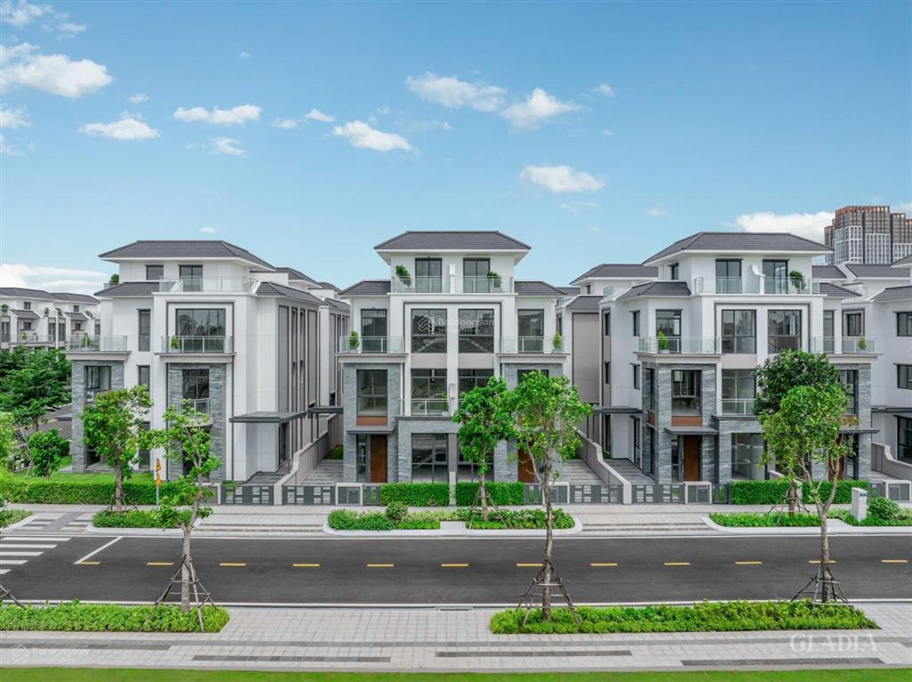Biệt thự song lập gladia by the waters 9x20m  view sông đẹp, 3 mặt sân vườn, 44,6 tỷ