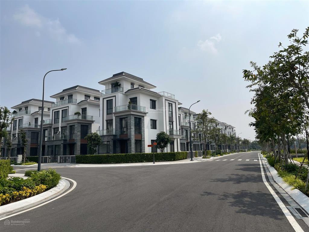 Biệt thự song lập gladia by the waters 9x20m  view sông đẹp, 3 mặt sân vườn, 44,6 tỷ