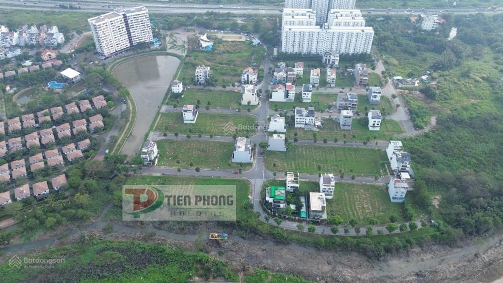 Lô đất nam phan view hồ  11x18 (198m2)  giá 93tr/m2  xây biệt thự song lập sân vườn