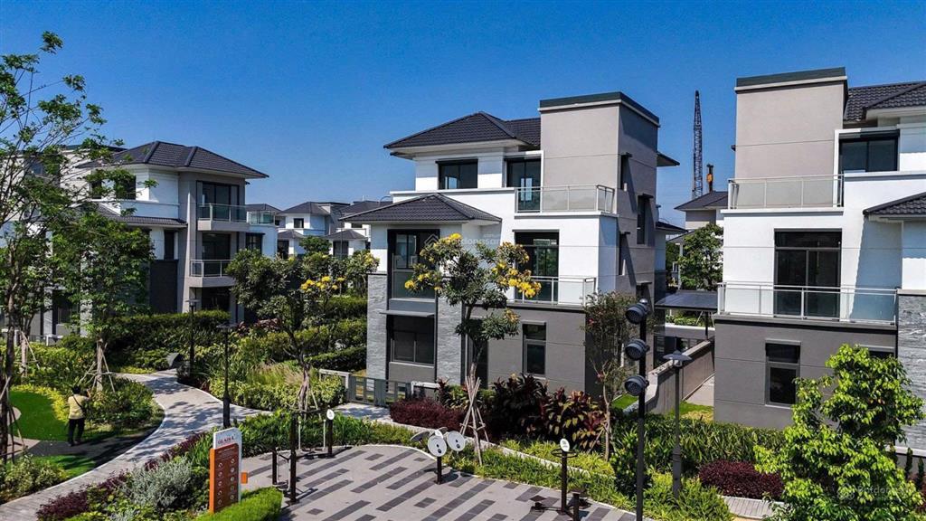 Bán biệt thự song lập gladia 153m², ngang 9m, đường 25m, gần công viên, 42 tỷ