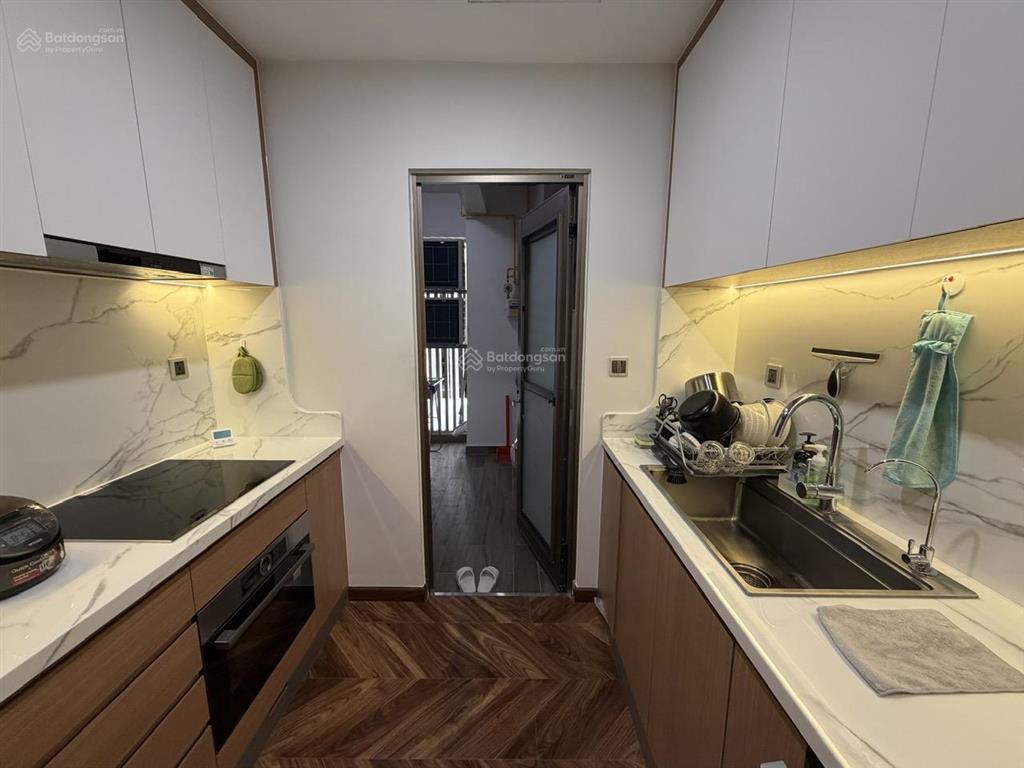 M8 midtown pmh  88m2  2pn  10.6 tỷ (full nội thất cao cấp)  hướng mát, tầng đẹp