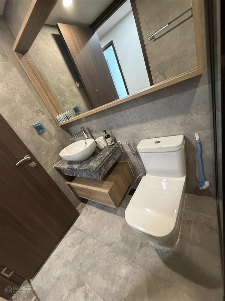 M8 midtown pmh  88m2  2pn  10.6 tỷ (full nội thất cao cấp)  hướng mát, tầng đẹp