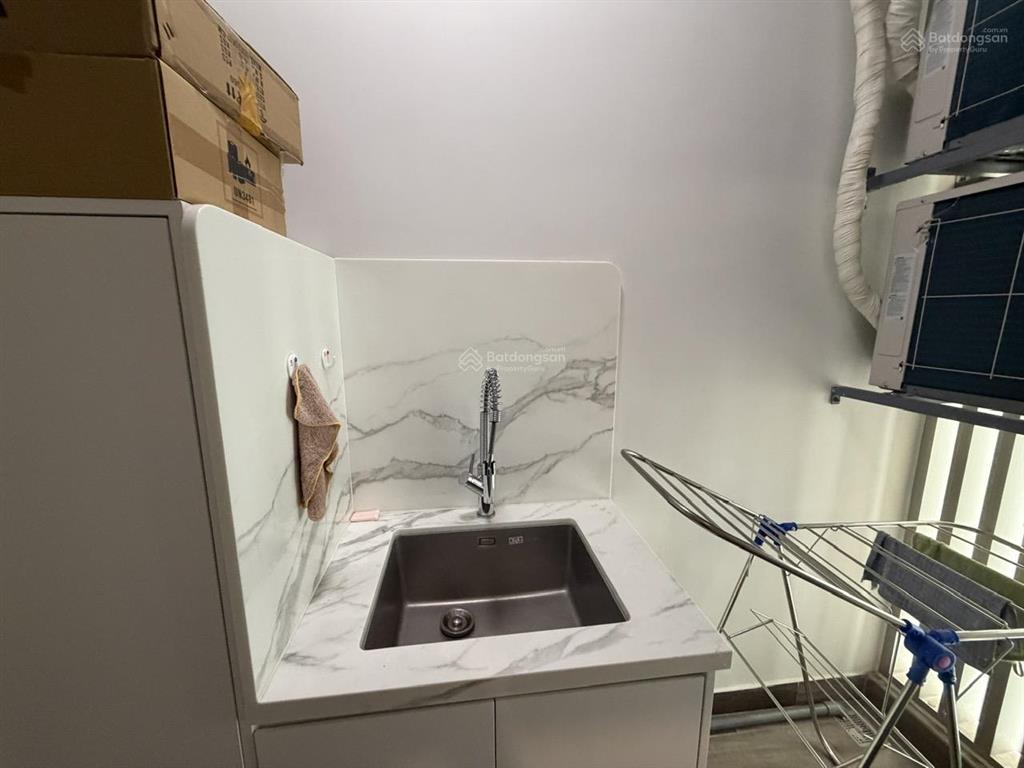 M8 midtown pmh  88m2  2pn  10.6 tỷ (full nội thất cao cấp)  hướng mát, tầng đẹp