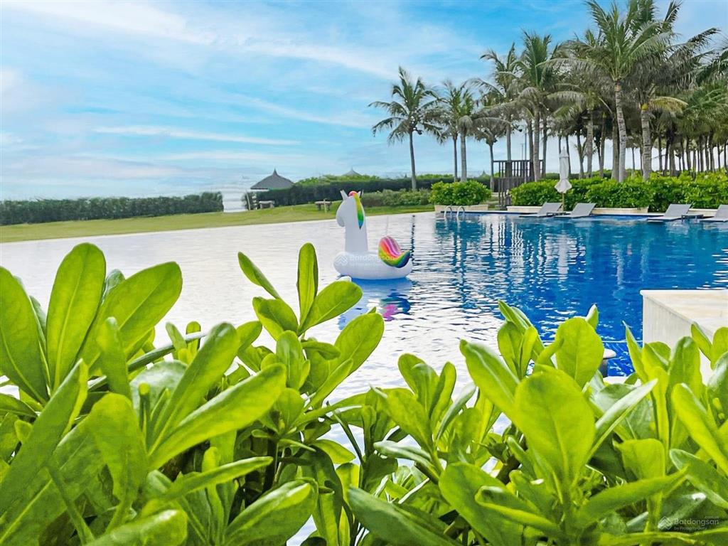 Wyndham garden  chính chủ bán căn villa sát biển, gần hồ bơi giá chỉ 8.x tỷ
