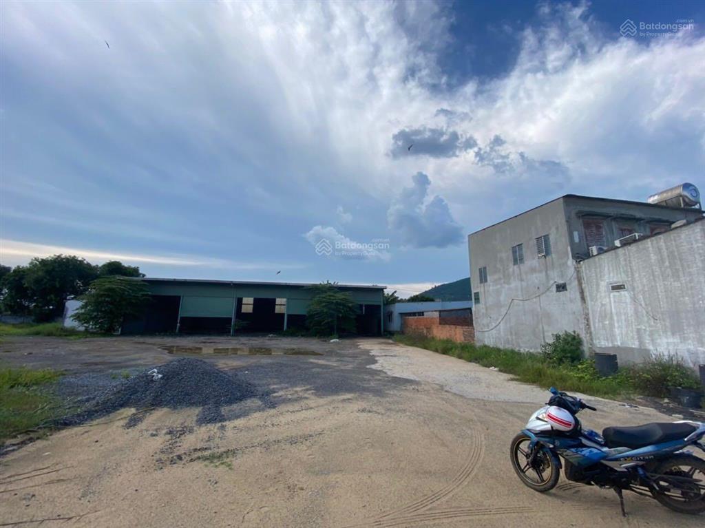 Cần bán nhà xưởng suối cát, 4700m², có 1000m² thổ cư, sát bên tl763, suối cát, xuân lộc, đn