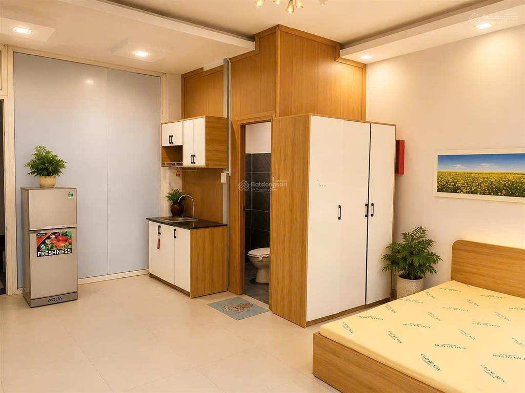 Phòng studio rộng 33m2 chỉ còn 1 phòng | đi bộ 7 phút đến ueh và văn hiến