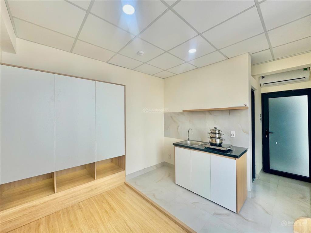 Phòng 25m2 gần ueh và vhu nguyễn văn linh, có ban công, thang máy, wc riêng
