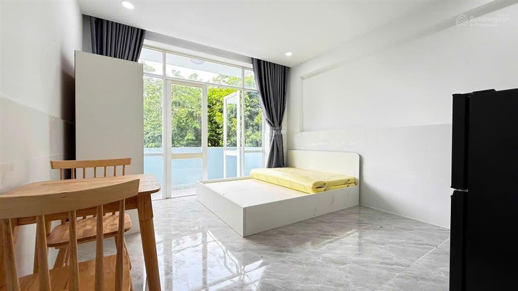 Phòng có ban công, ngập ánh sáng kdc conic, chỉ 4tr6/tháng, full nội thất