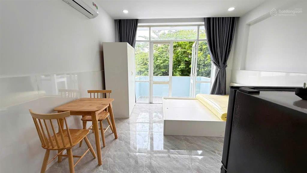 Phòng có ban công, ngập ánh sáng kdc conic, chỉ 4tr6/tháng, full nội thất