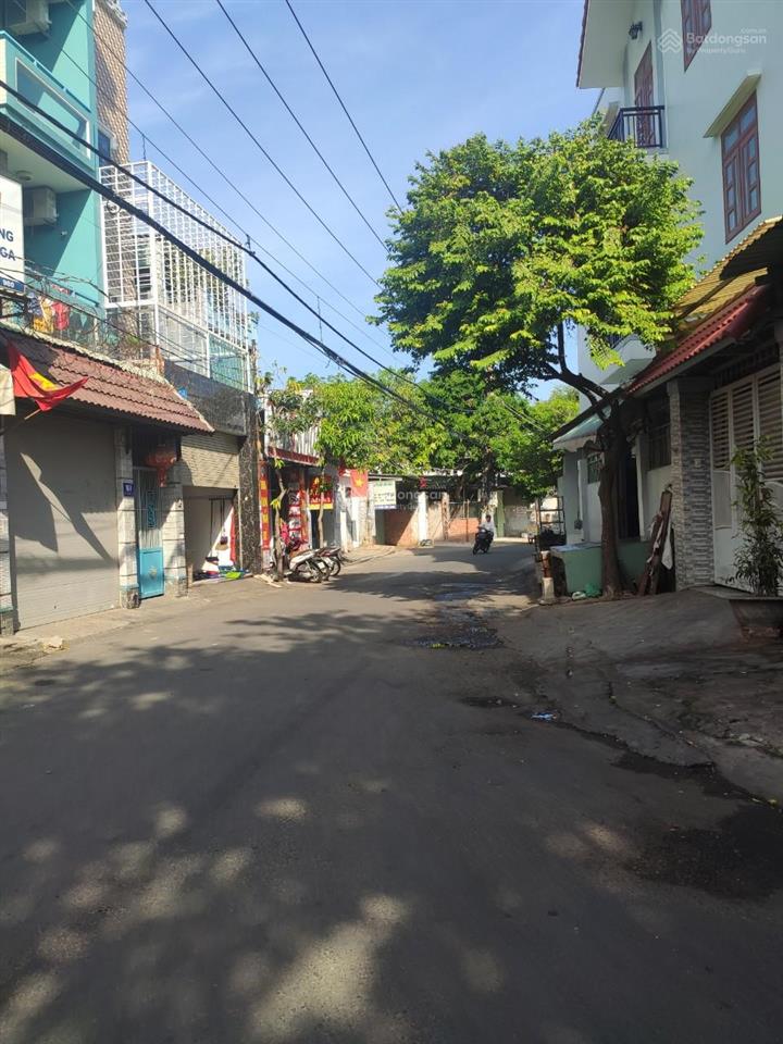 Bán nhà 2 mặt tiền đường lưu chí hiếu phường 10 vũng tàu dt 117m2 giá 6.8 tỷ , đường vỉa hè 9m