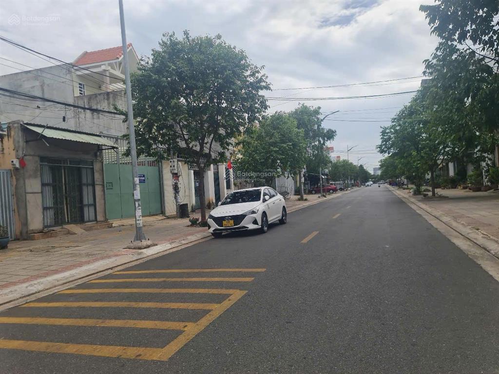 Bán nhà mặt tiền 1 tr 1 lầu đường lê thánh tông phường thắng nhất hướng đông nam giá 10/2 tỷ tl