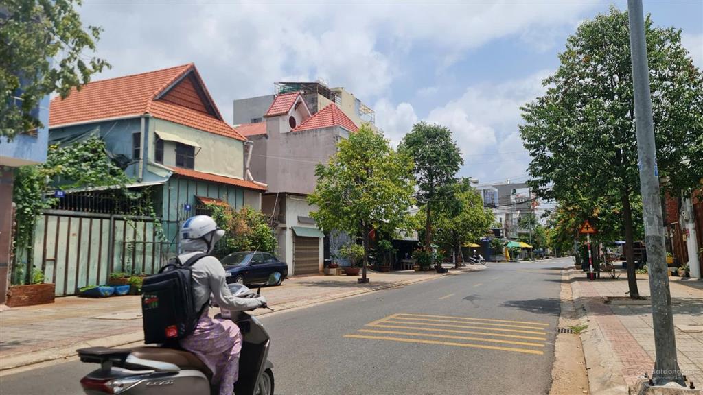 Bán nhà mặt tiền 1 tr 1 lầu đường lê thánh tông phường thắng nhất hướng đông nam giá 10/2 tỷ tl