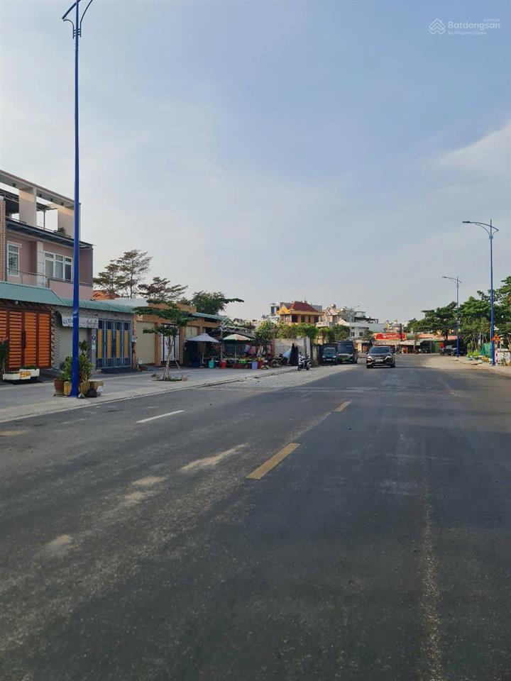 Bán nhà mặt tiền đường lê quang định vũng tàu giá đầu tư ,dòng tiền tốt dt 91m2 giá 9 tỷ 1 tr 2 lầu