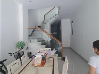 Bán nhà 1 tr 3 lầu mặt tiền lê quý đôn p.1 vũng tàu gần biển 500m ,phòng họp to làm tòa nhà vp tốt