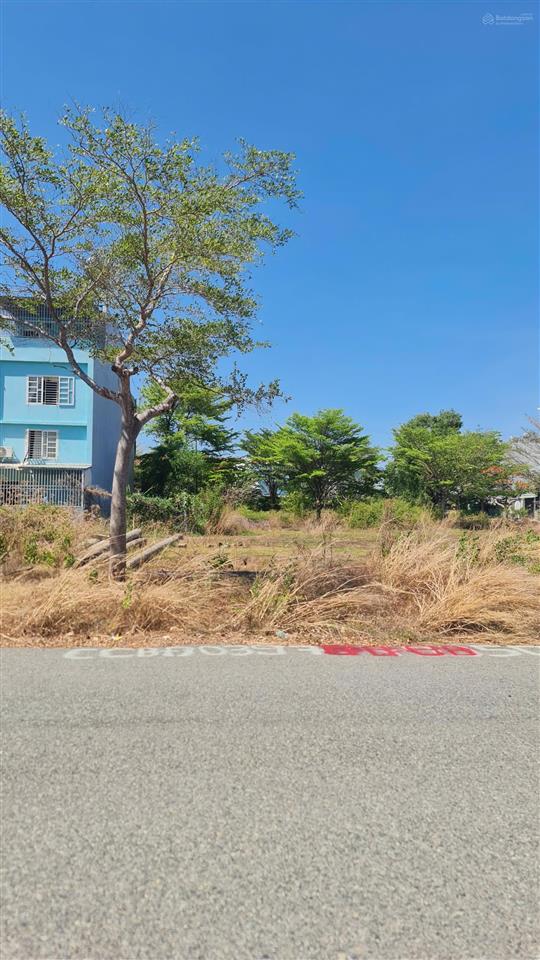 Bán gấp lô đất khu dự án sông cây khế sổ đỏ  p12 vũng tàu, dt 105m2 đầu tư cực tốt, đường 21m