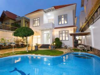 Biệt thự 2 tầng vip dt 355m2 khu đồi ngọc tước cách biển 500m2 , giá tốt chỉ 35 tỷ , shr , hồ bơi