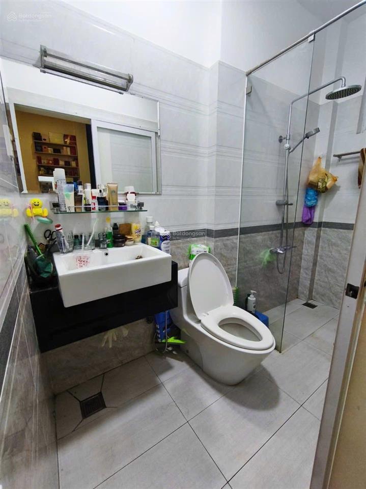 Nhà bán hẻm huỳnh văn bánh p.12 quận phú nhuận gần nguyễn văn trỗi