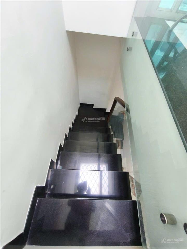 Nhà bán hẻm huỳnh văn bánh p.12 quận phú nhuận gần nguyễn văn trỗi