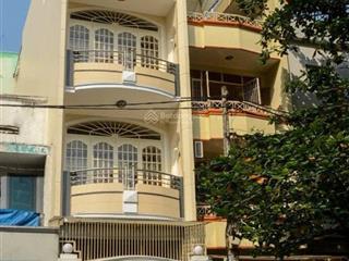 Chính chủ bán nhà mặt tiền 64 đường đào duy anh p.9 quận phú nhuận