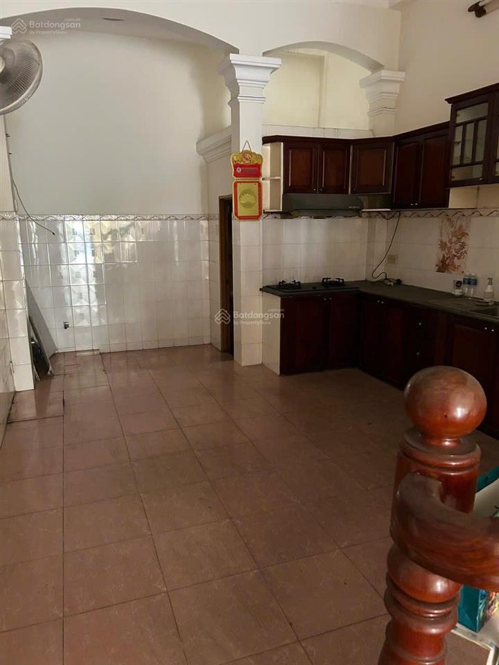 Chính chủ bán nhà mặt tiền 64 đường đào duy anh p.9 quận phú nhuận