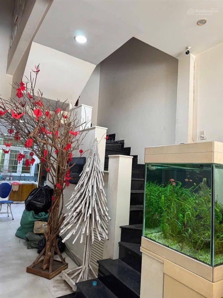 Chính chủ bán nhà mặt tiền đường phan đình phùng p.1 quận phú nhuận  giáp quận 1