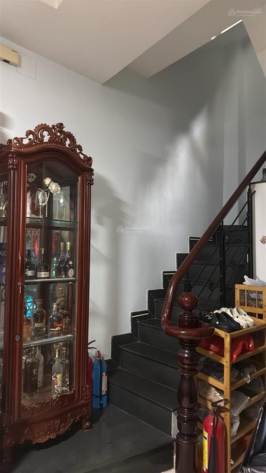 Bán nhà hẻm xe hơi đường phan đăng lưu, p.3, quận phú nhuận  gần chợ nguyễn đình chiểu