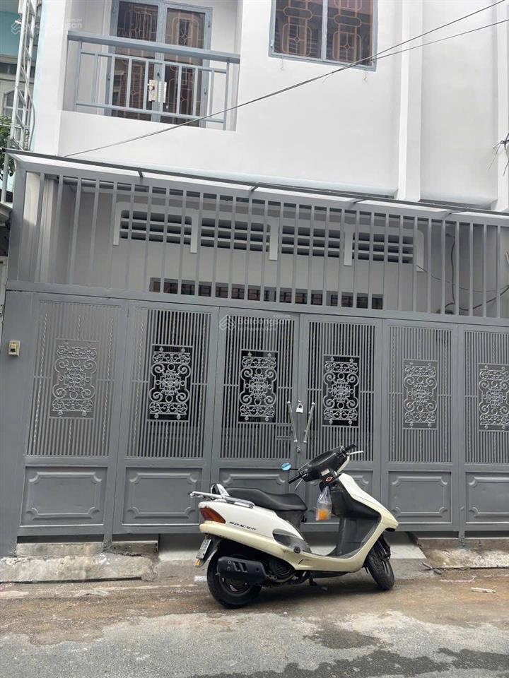 Bán nhà mặt tiền đường cô bắc p. 1 quận phú nhuận  gần chợ phan đình phùng