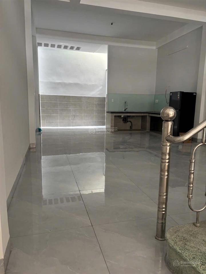 Bán nhà mặt tiền đường cô bắc p. 1 quận phú nhuận  gần chợ phan đình phùng