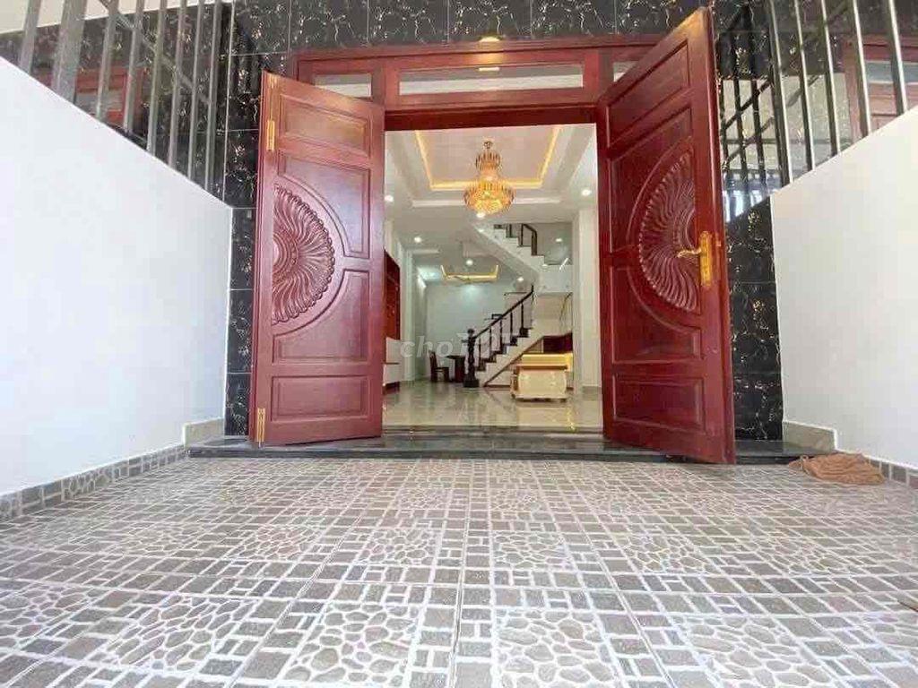 Cho Thuê Nhà DT 180m2 1Trệt 2Lầu 4Pn 4Wc Hẻm Xe Tải Gần Chợ Cầu Đồng