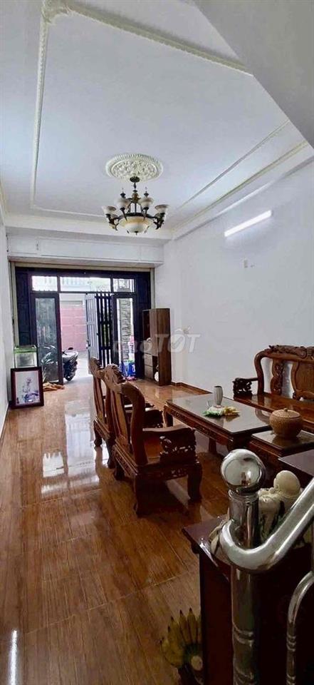 Cho Thuê Nhà Mới Xây DT 100m2 1Trệt 1Lầu 2Pn 2Wc Ngay Gần Chợ Vườn Lài