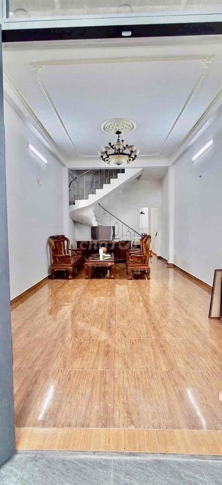 Cho Thuê Nhà Mới Xây DT 100m2 1Trệt 1Lầu 2Pn 2Wc Ngay Gần Chợ Vườn Lài