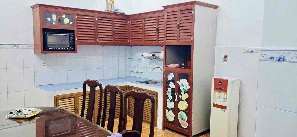 Cho Thuê Nhà Mới Xây DT 100m2 1Trệt 1Lầu 2Pn 2Wc Ngay Gần Chợ Vườn Lài