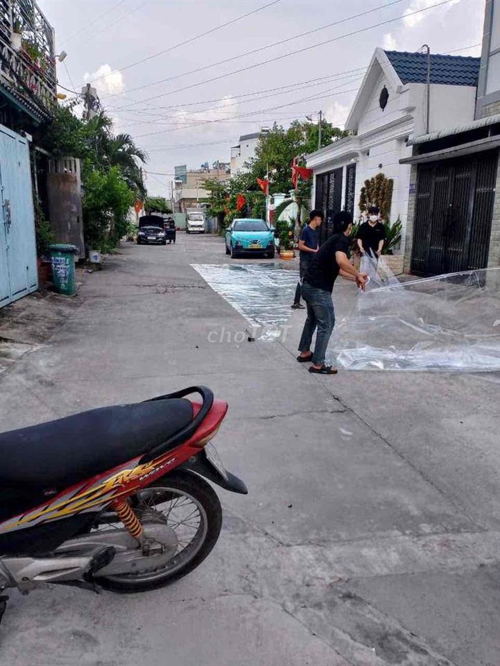 Cho Thuê Nhà Mới Xây DT 100m2 1Trệt 1Lầu 2Pn 2Wc Ngay Gần Chợ Vườn Lài