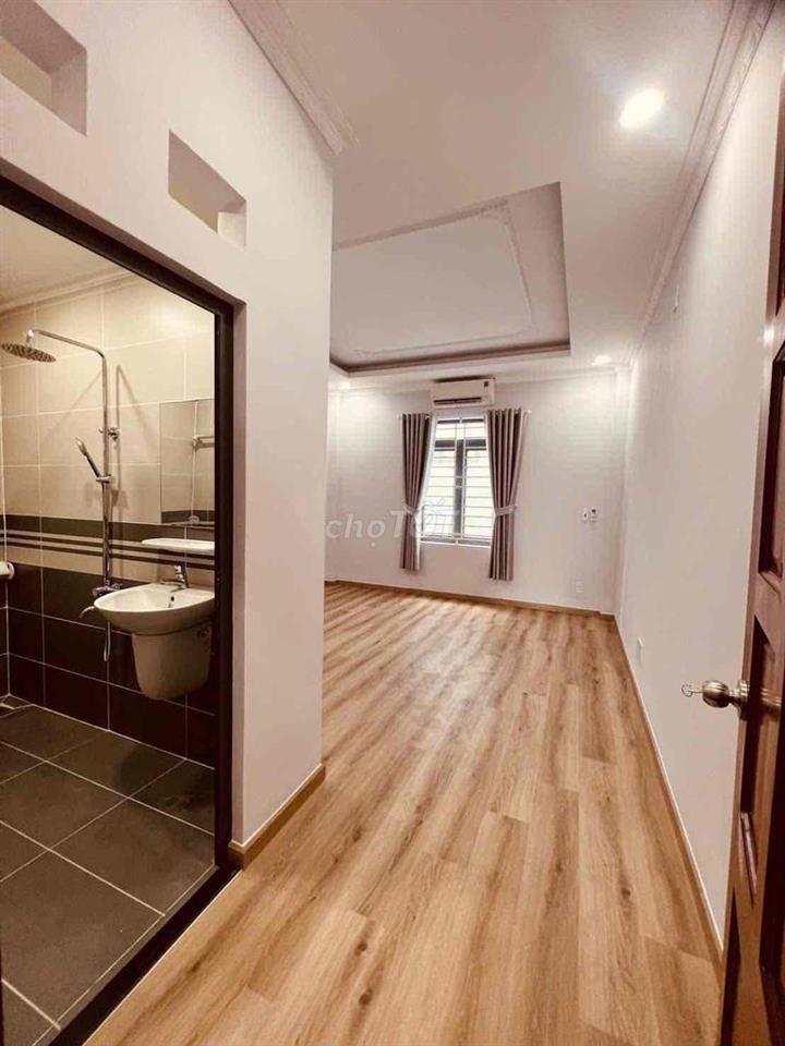 Cho Thuê Nhà DT 4x20 1Trệt 3Lầu 5Pn 5Wc Hẻm Xe Tải Gần Chợ Thạnh Xuân