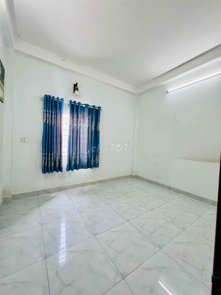 Cho Thuê Nhà  DT 110m2 1Trệt 1Lầu 2Pn 2Wc Hẻm Xe Tải Gần Chợ Cầu Đồng