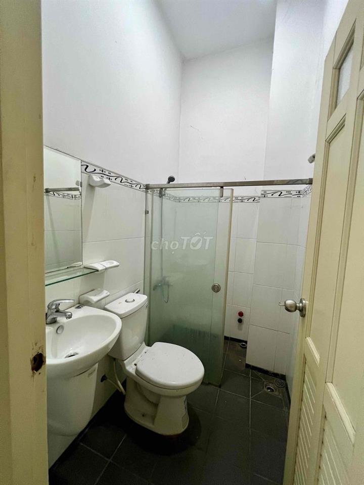 Cho Thuê Nhà DT 4x21 1Trệt 1Lầu 3Pn 3Wc Sân Xe Máy Hẻm Xe Tải