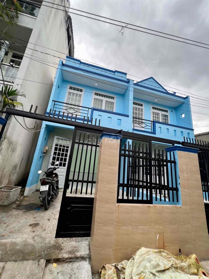 Cho Thuê Nhà Mới Xây DT 180m2 1Trệt 2Lầu 4Pn 3Wc Sân Đậu Ôtô 7 Chổ