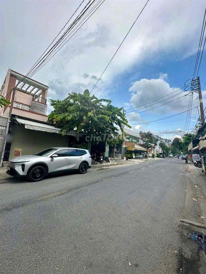 Cho Thuê Nhà Mặt Tiền Nguyễn Thị Sáu DT 5,5x38 1Trệt 2Lầu