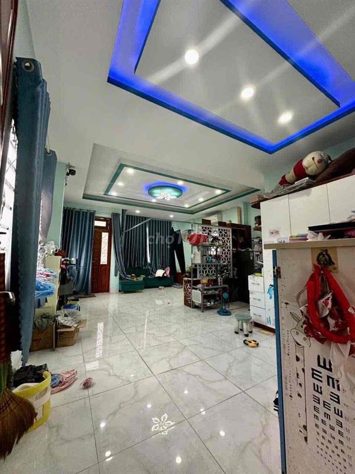Cho Thuê Nhà Mặt Tiền Nguyễn Thị Sáu DT 5,5x38 1Trệt 2Lầu