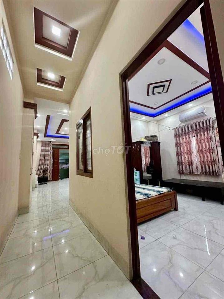 Cho Thuê Nhà Mặt Tiền Nguyễn Thị Sáu DT 5,5x38 1Trệt 2Lầu