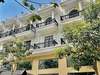 Cho Thuê Nhà Phố DT 250m2 1Trệt 1Lửng 3Lầu 4Pn 5Wc Vỉa Hè Xe Tải Đậu