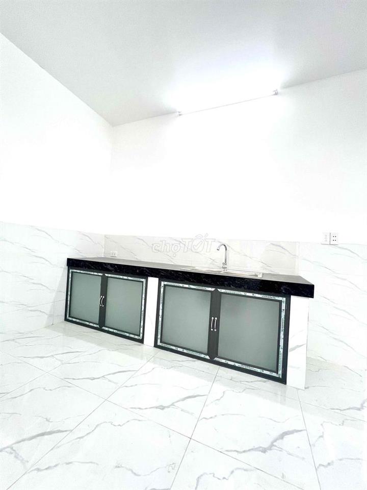 Cho Thuê Nhà Mới Xây 100% DT 100m2 1Trệt 1Lửng 3Pn 1Wc Hẻm Rộng 10M