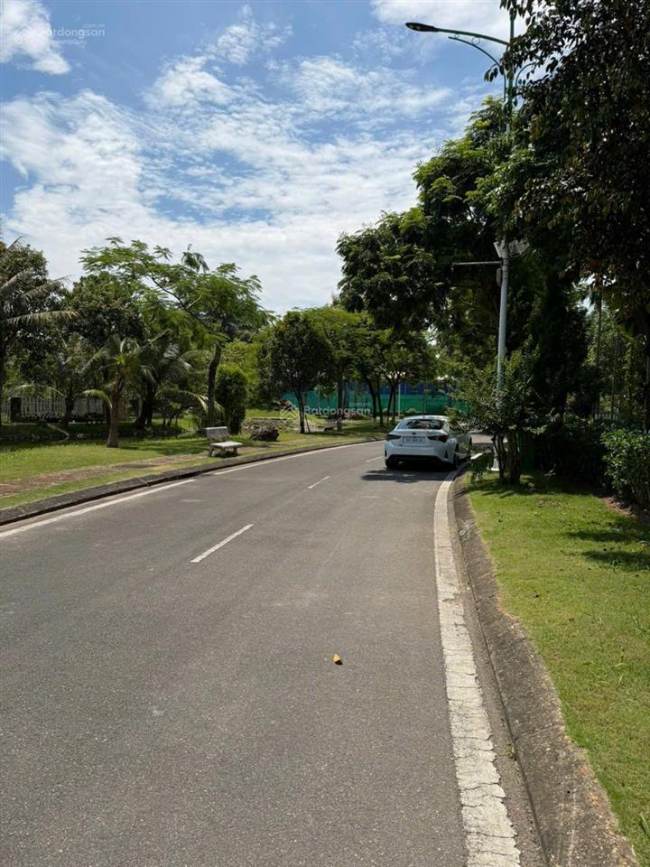 Bán biệt thự tại khu nhà vườn sinh thái hoàn sơn, 46,5 tỷ, 660 m2, hàng hiếm với giá tốt