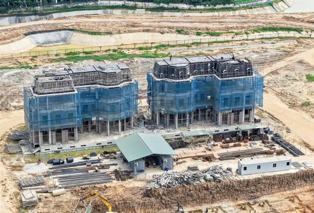 Bán dự án siêu biệt thự the windsor collection, top 1 ciputra, 380m2 view hồ chỉ 205 tỷ