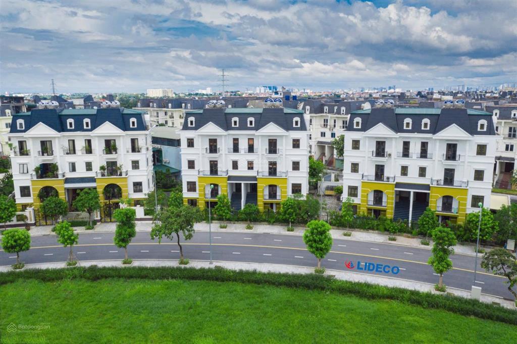 Hàng hiếm tại lideco, cho thuê căn biệt thự siêu vip 2 căn đập thông, sàn xây dựng 1800m2