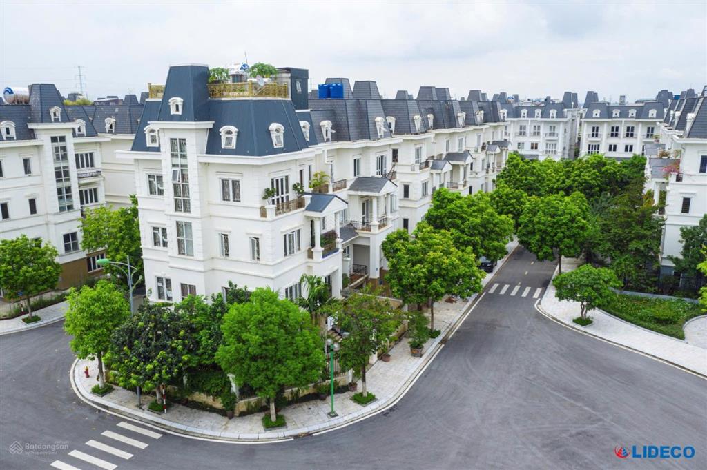 Hàng hiếm tại lideco, cho thuê căn biệt thự siêu vip 2 căn đập thông, sàn xây dựng 1800m2