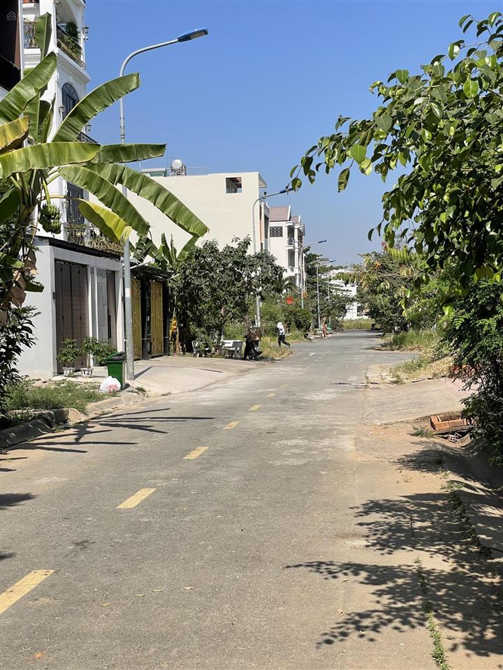 Bán lô đất dự án phú nhuận 1, dt. 7x18,5, sổ đỏ, giá 155tr/m2