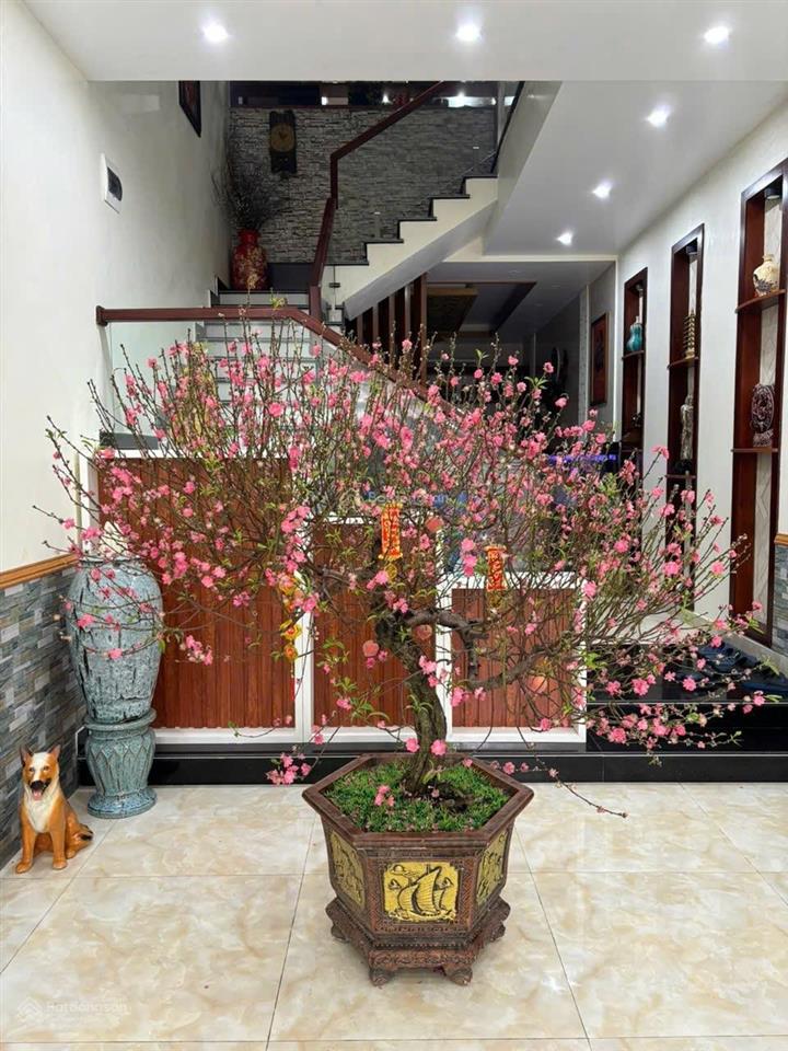 Bán gấp nhà tại lô 22 lê hồng phong, ngô quyền, full nội thất cao cấp, có thang máy