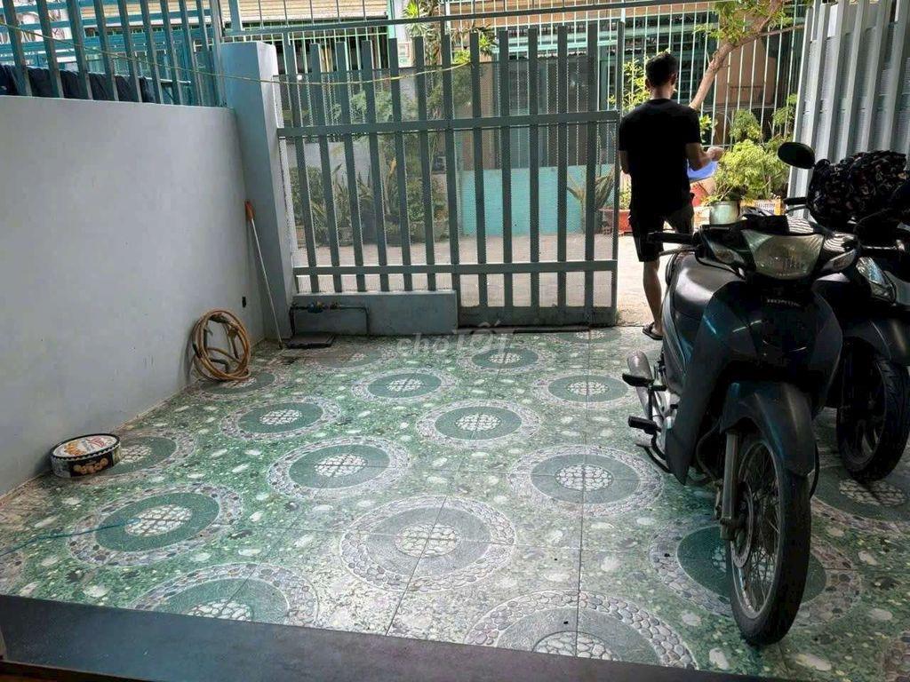 Nhà Phan Đăng giảng 4 x 15.gác lửng giá 6 triệu